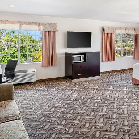 Glendale Hotel-2